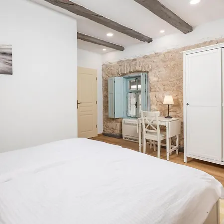 Violeta Hotel 4*